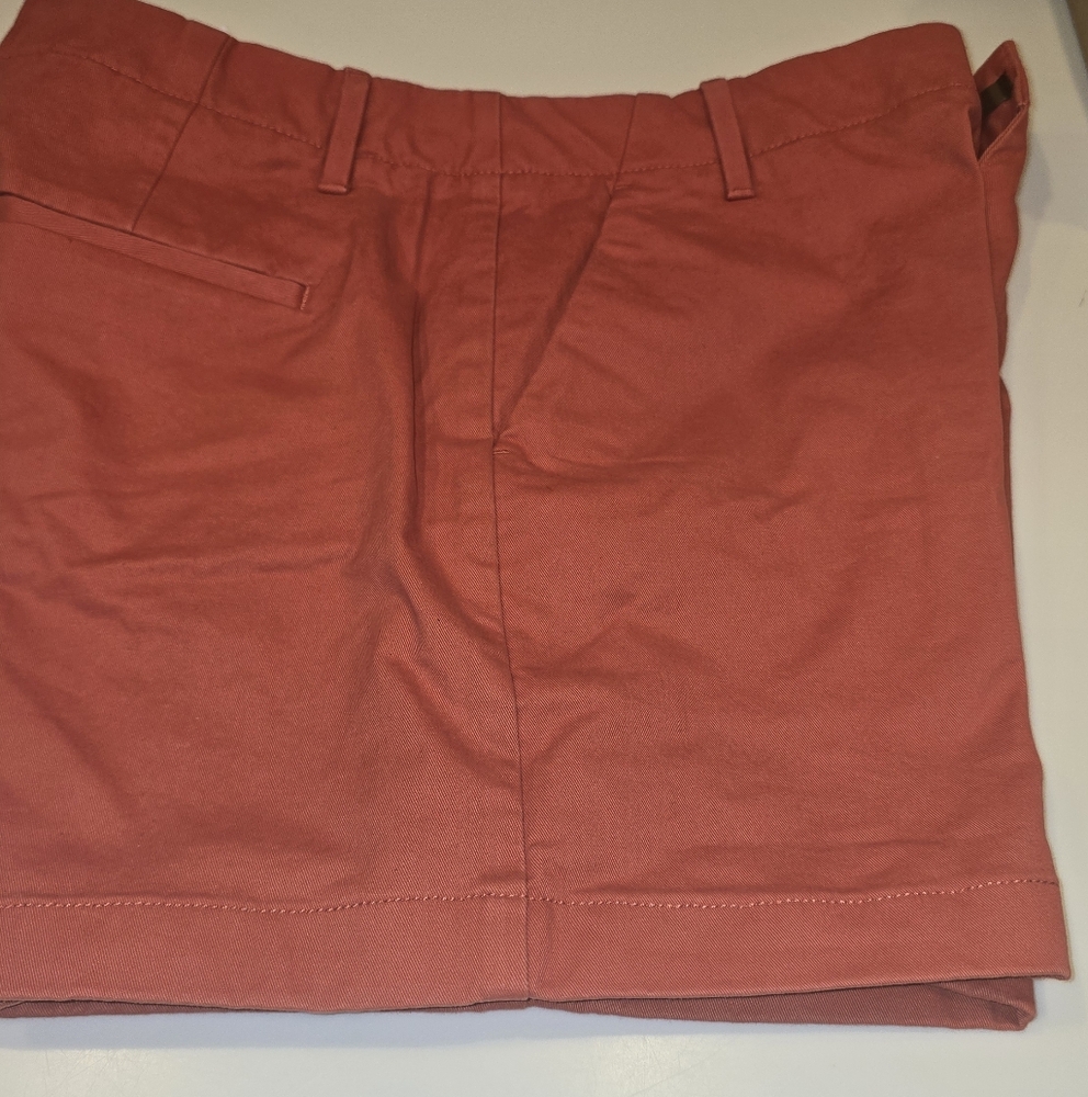 2 Pairs Banana Republic Women's 1 Red & 1 Pale Pink Flat Front Shorts.
